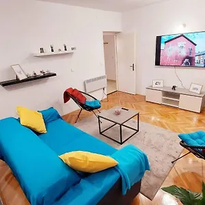  Apartament Happy Days